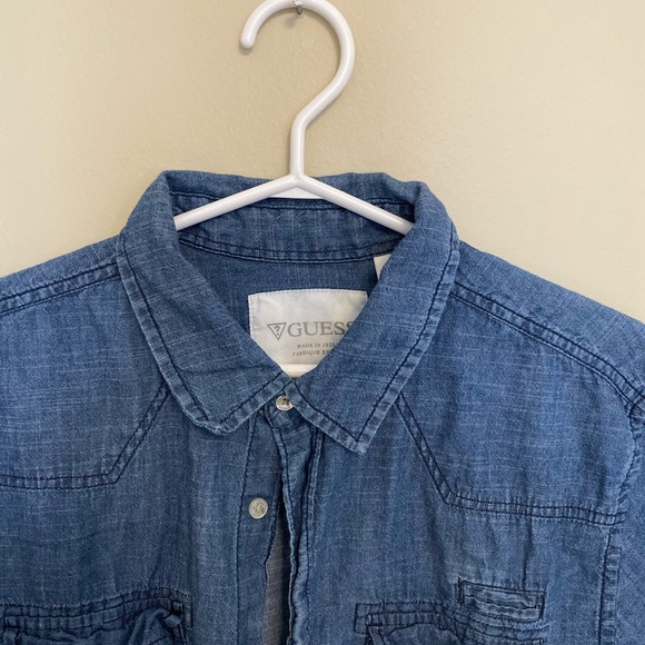 Guess Short Sleeve Button Up - Picture 2 of 2